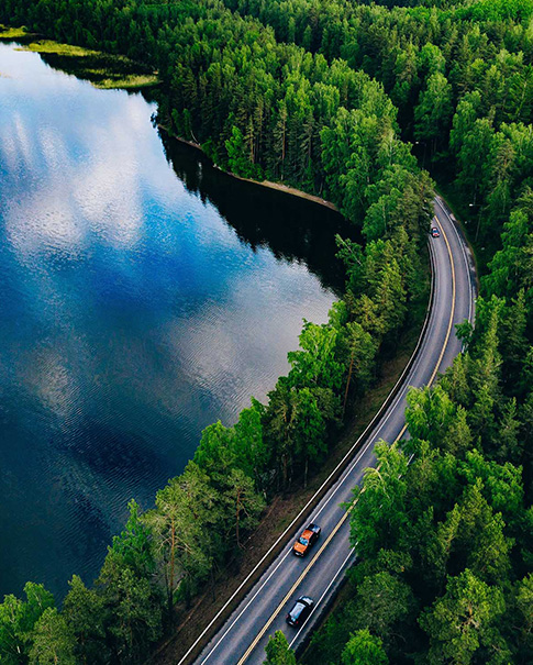 Insira os detalhes do produto (como cor, tamanho, materiais etc.) e outros requisitos específicos para receber um orçamento preciso.